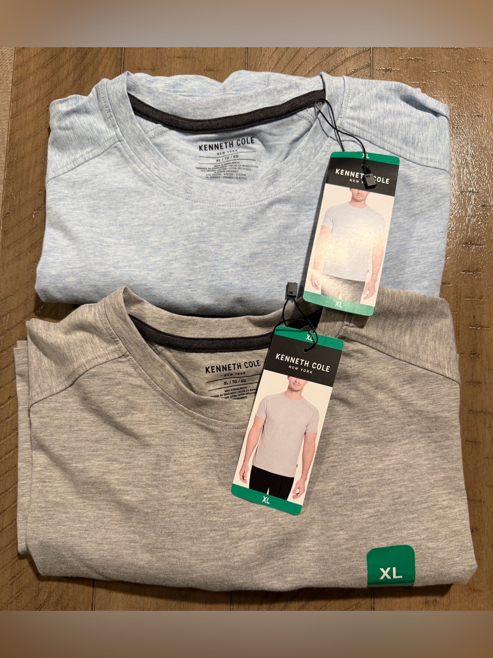 Kenneth Cole Pale Blue and Gray Short Sleeve Crewneck Tee